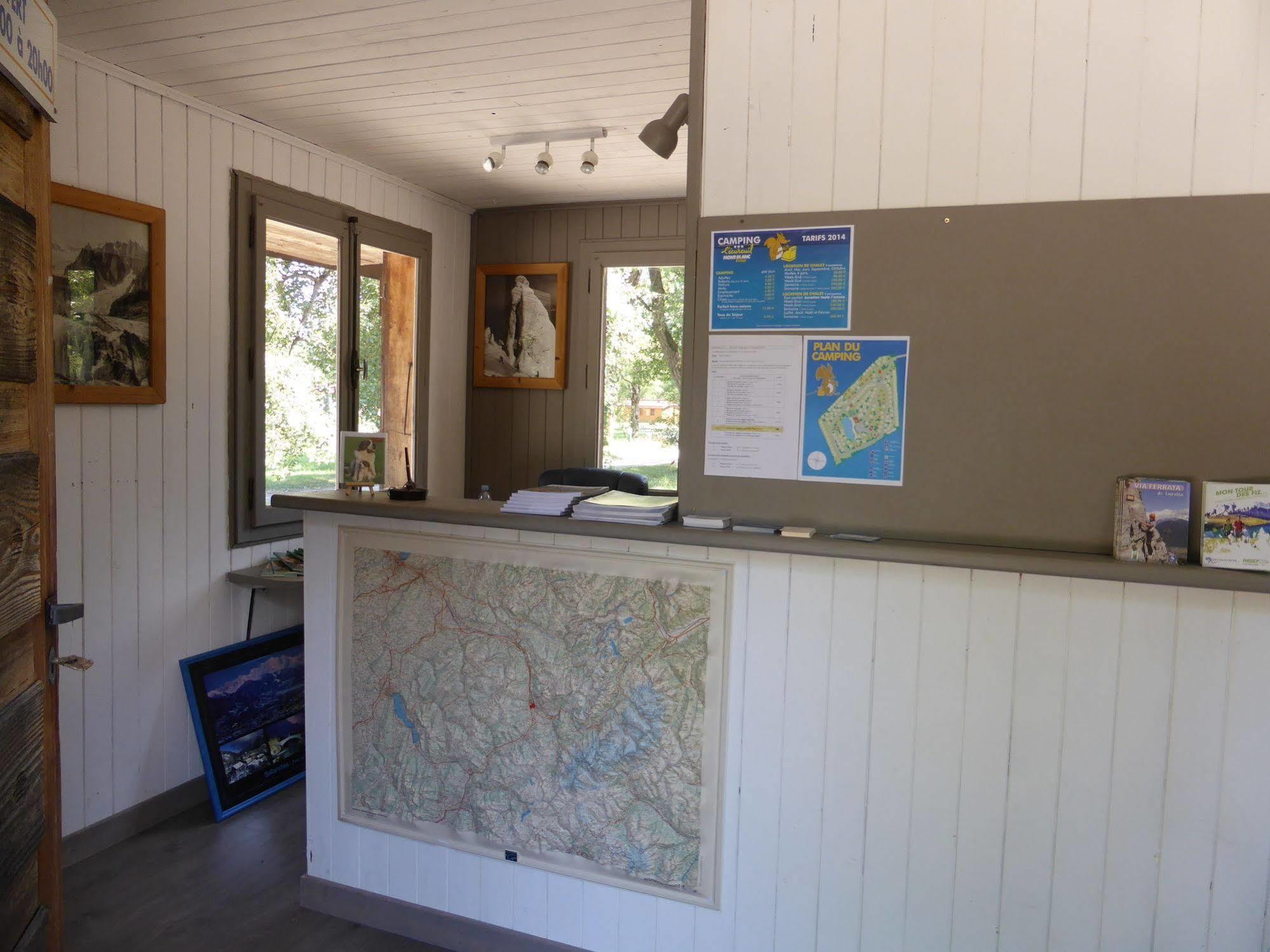 Camping L'Ecureuil - Mont-Blanc Village Domancy Extérieur photo