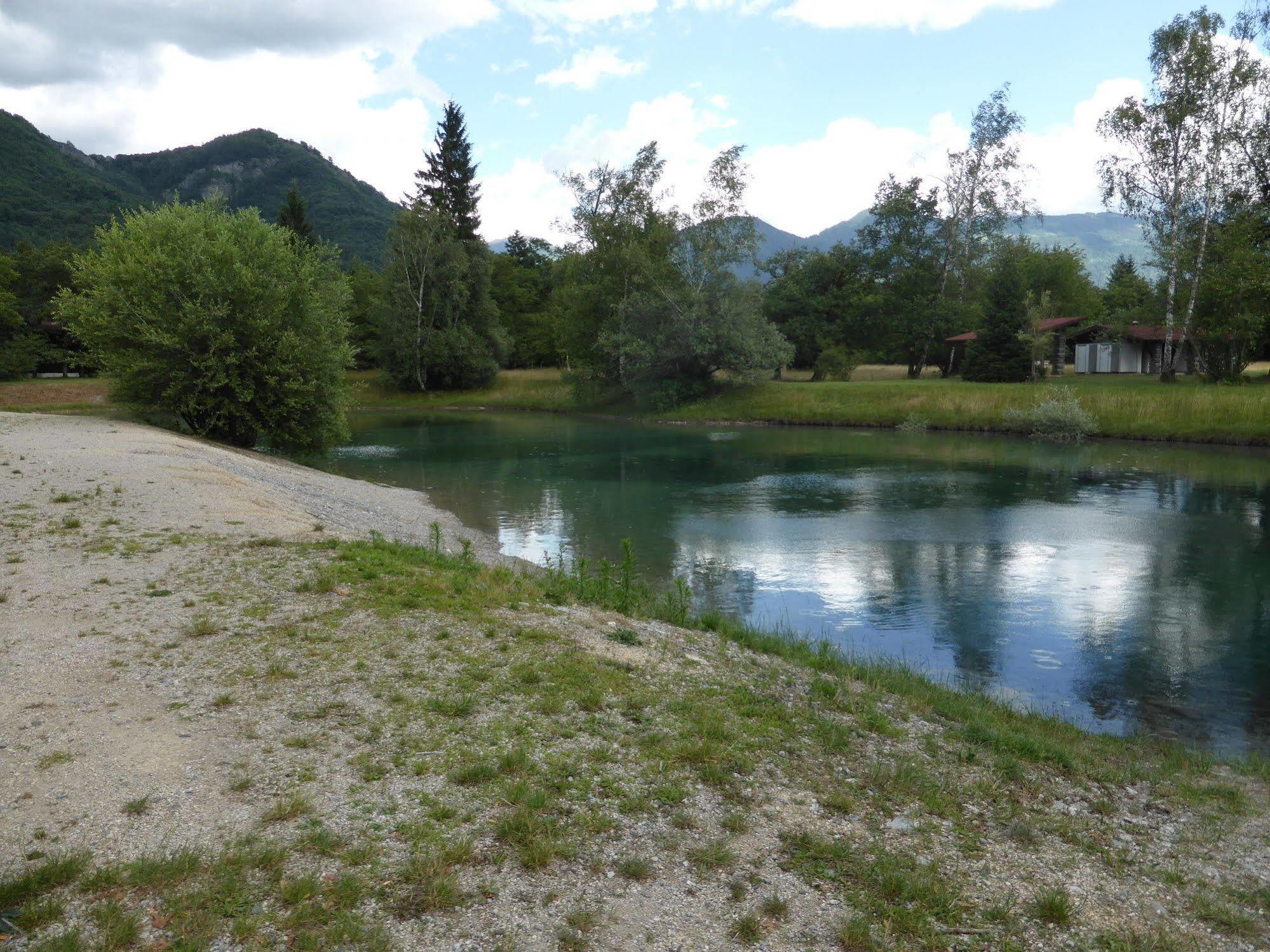 Camping L'Ecureuil - Mont-Blanc Village Domancy Extérieur photo