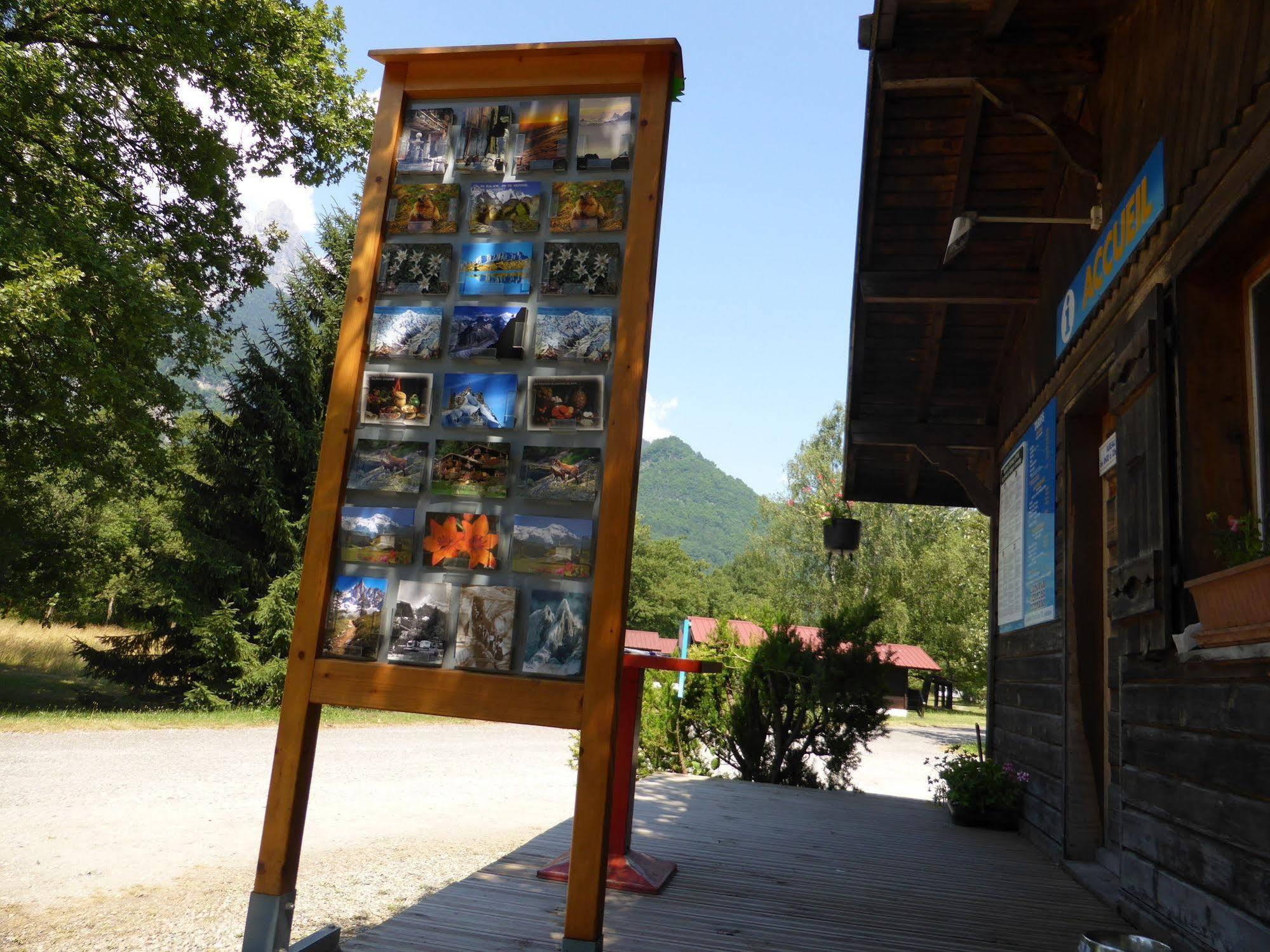 Camping L'Ecureuil - Mont-Blanc Village Domancy Extérieur photo