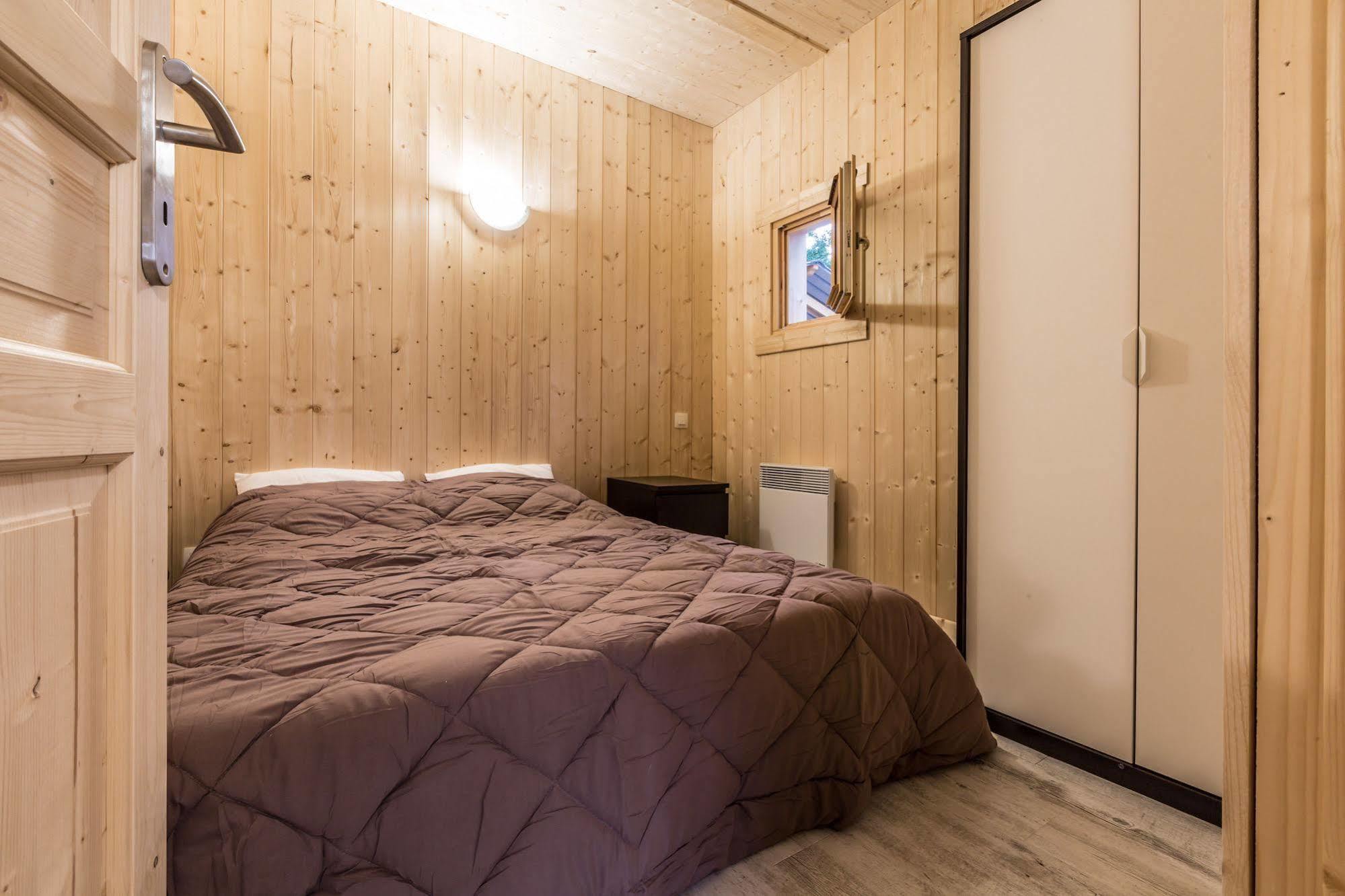 Camping L'Ecureuil - Mont-Blanc Village Domancy Extérieur photo